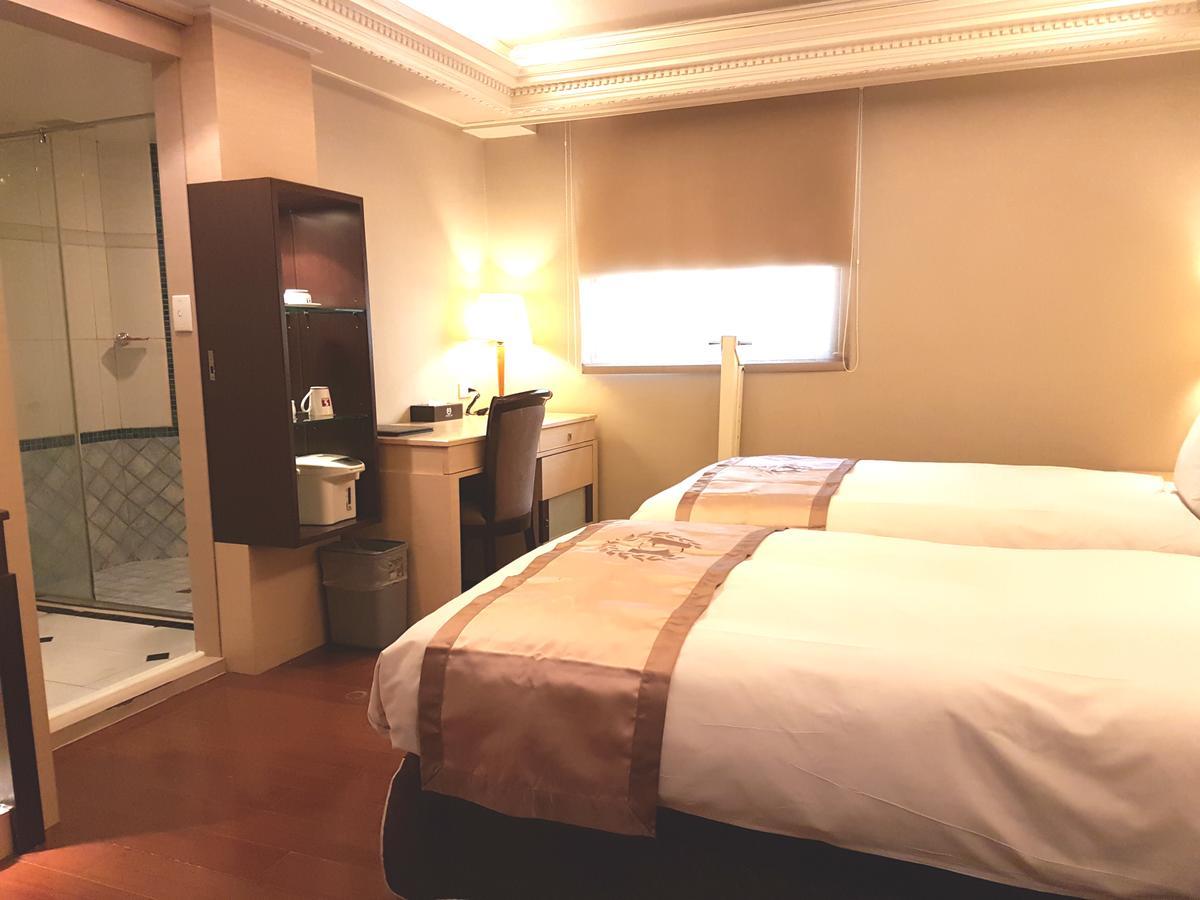 Charming Castle Hotel Taipei Exterior photo